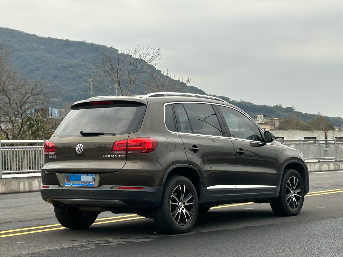 大眾 途觀  2015款 1.8TSI 自動兩驅(qū)豪華型圖片