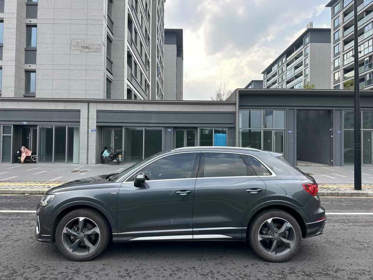 奧迪 奧迪Q3  2020款 35 TFSI 時尚動感型圖片