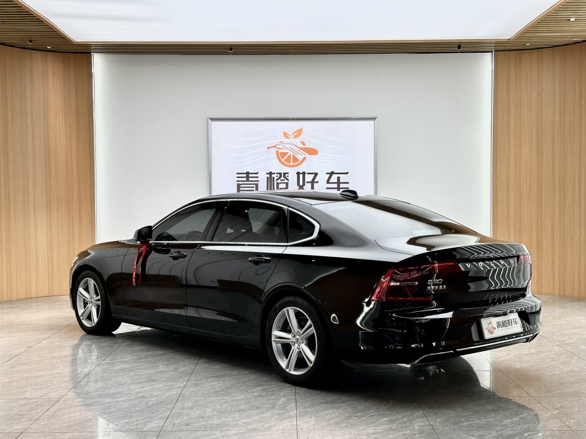 沃尔沃 S90  2017款 T4 智远版图片