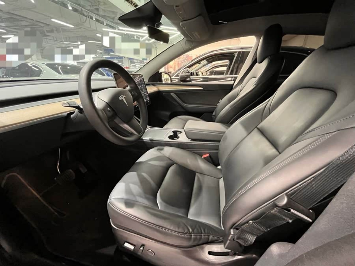 特斯拉 Model Y  2022款 改款 后輪驅(qū)動(dòng)版圖片