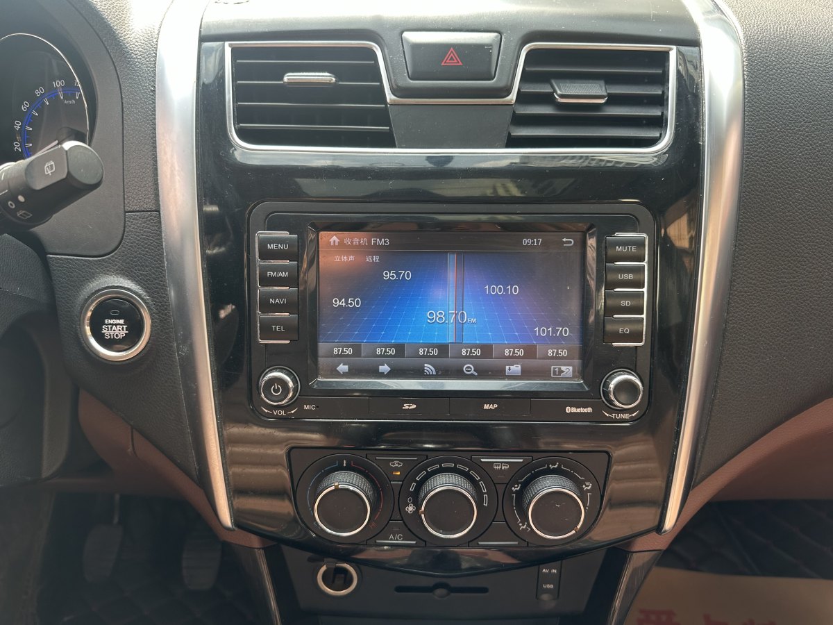 東風(fēng)風(fēng)行 風(fēng)行SX6  2016款 1.6L 手動尊享型圖片