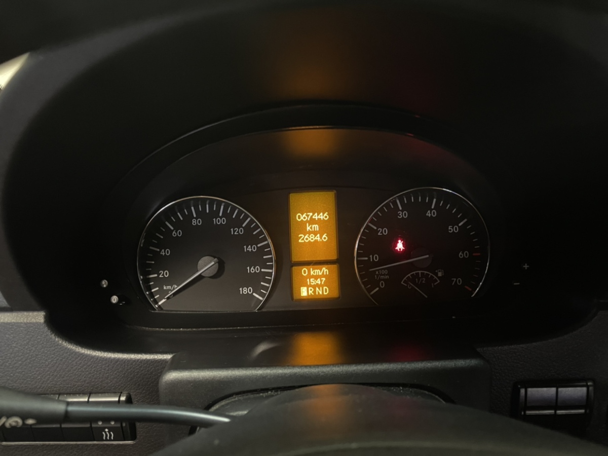 2016年3月奔驰 奔驰Sprinter  2009款 增配版