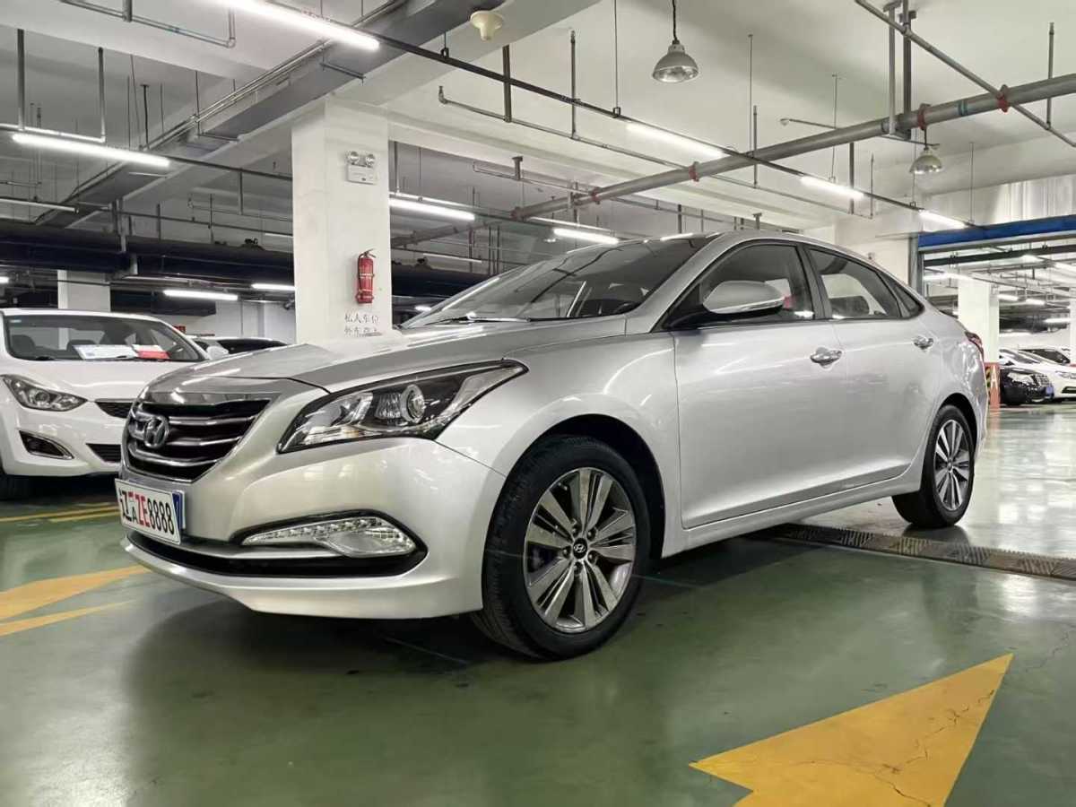 現(xiàn)代 名圖  2014款 1.8L 自動(dòng)尊貴型DLX圖片