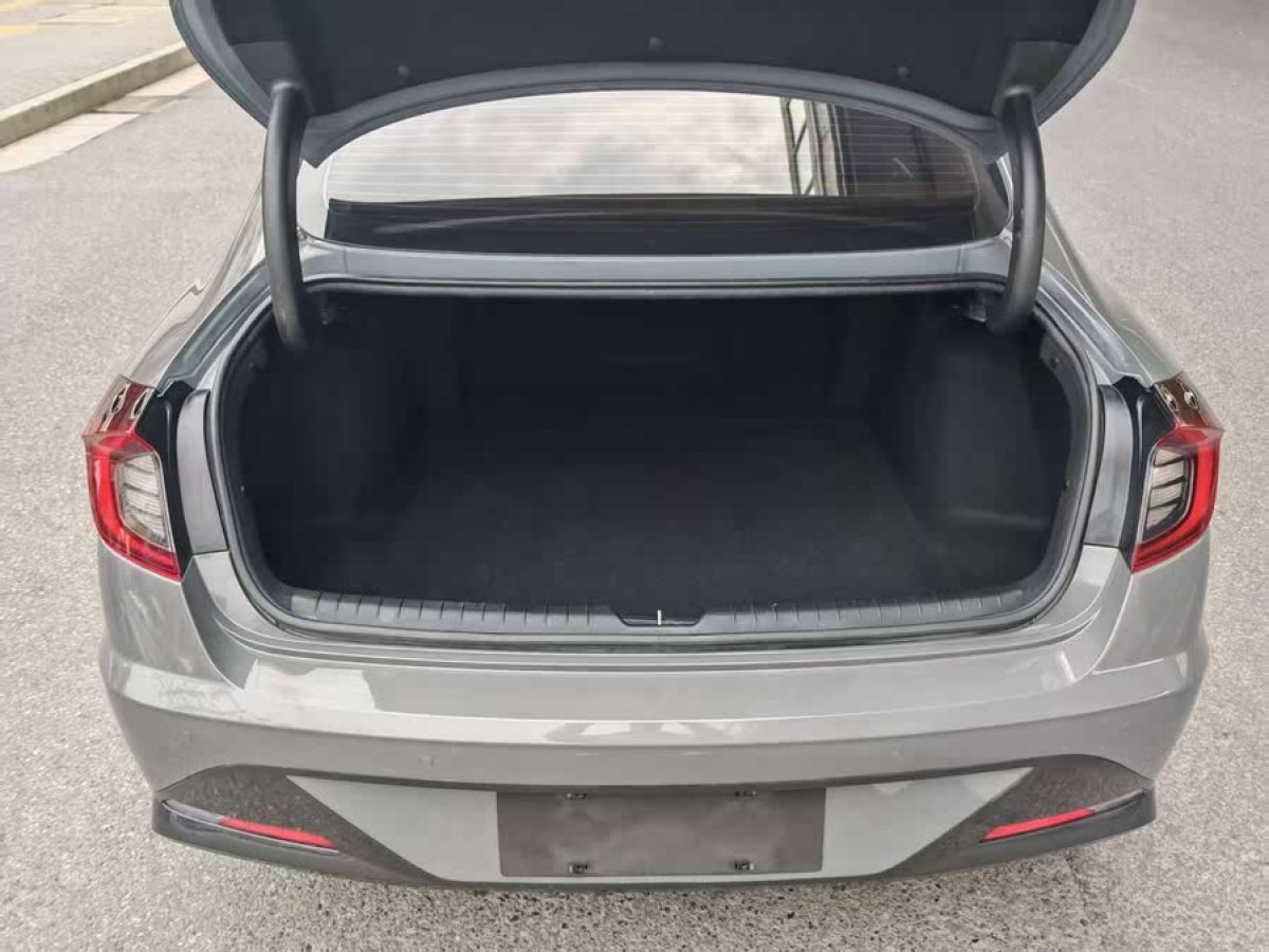現(xiàn)代 索納塔  2020款 270TGDi GLS圖片