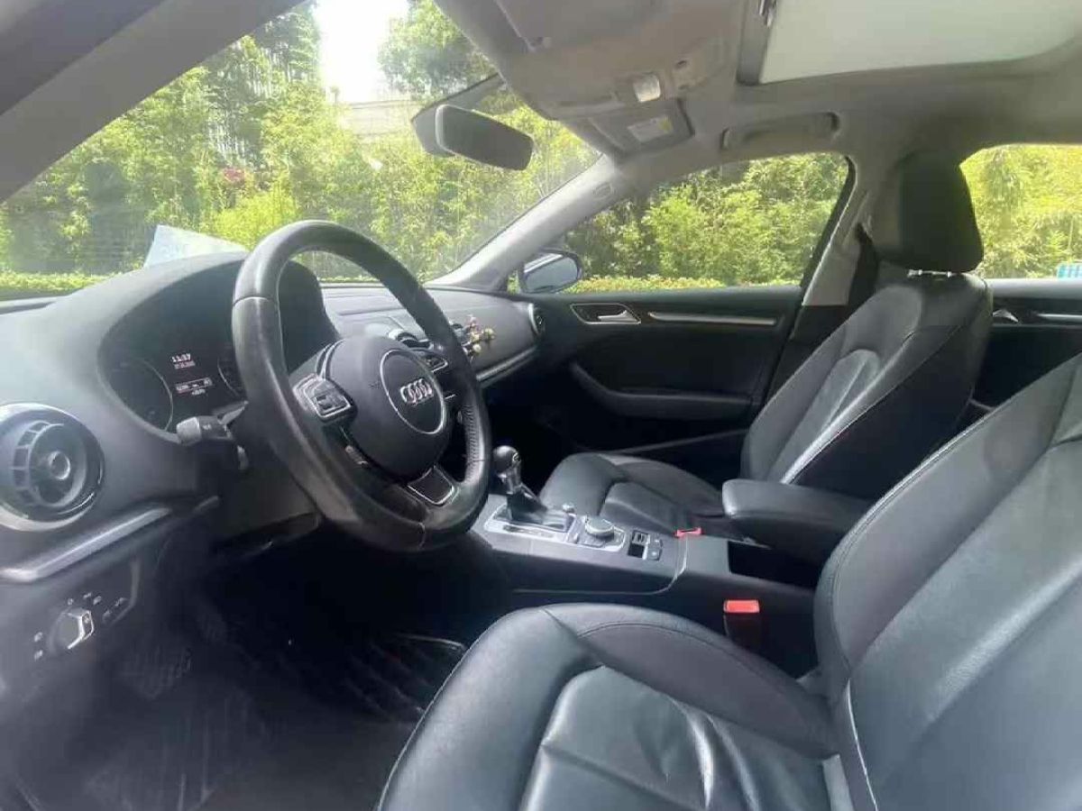奧迪 奧迪A3  2016款 Limousine 35 TFSI 進(jìn)取型圖片