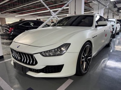 2015年3月 瑪莎拉蒂 Ghibli 3.0T 標(biāo)準(zhǔn)版圖片