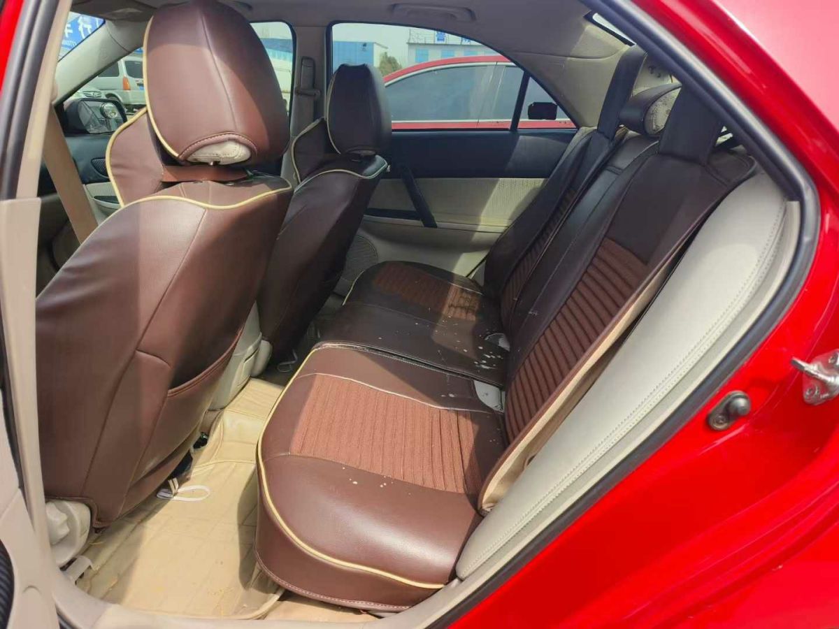 奇瑞 QQ  2013款 1.0L AMT巡航版圖片