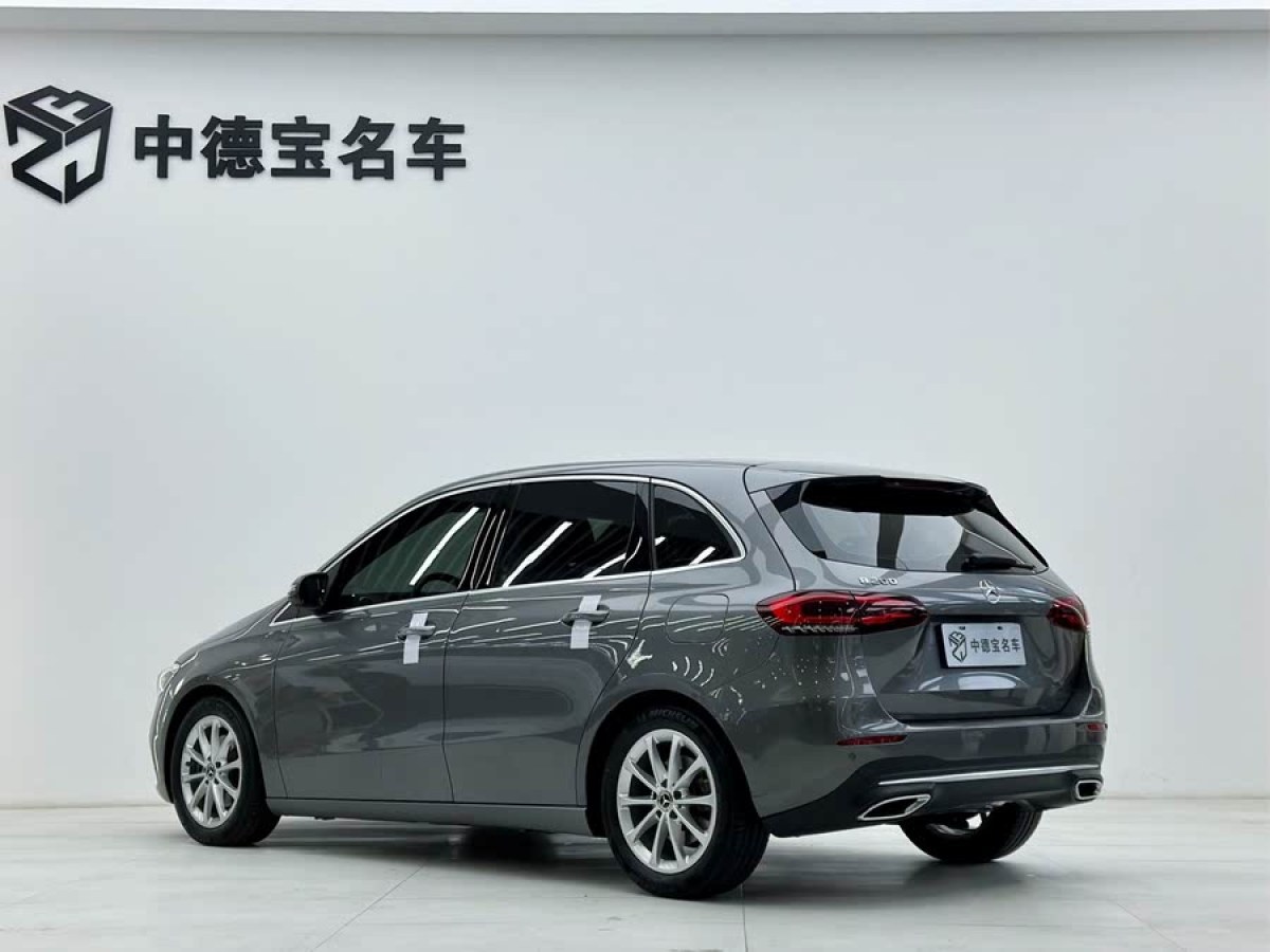 奔馳 奔馳B級(jí)  2020款 B 200 時(shí)尚型圖片