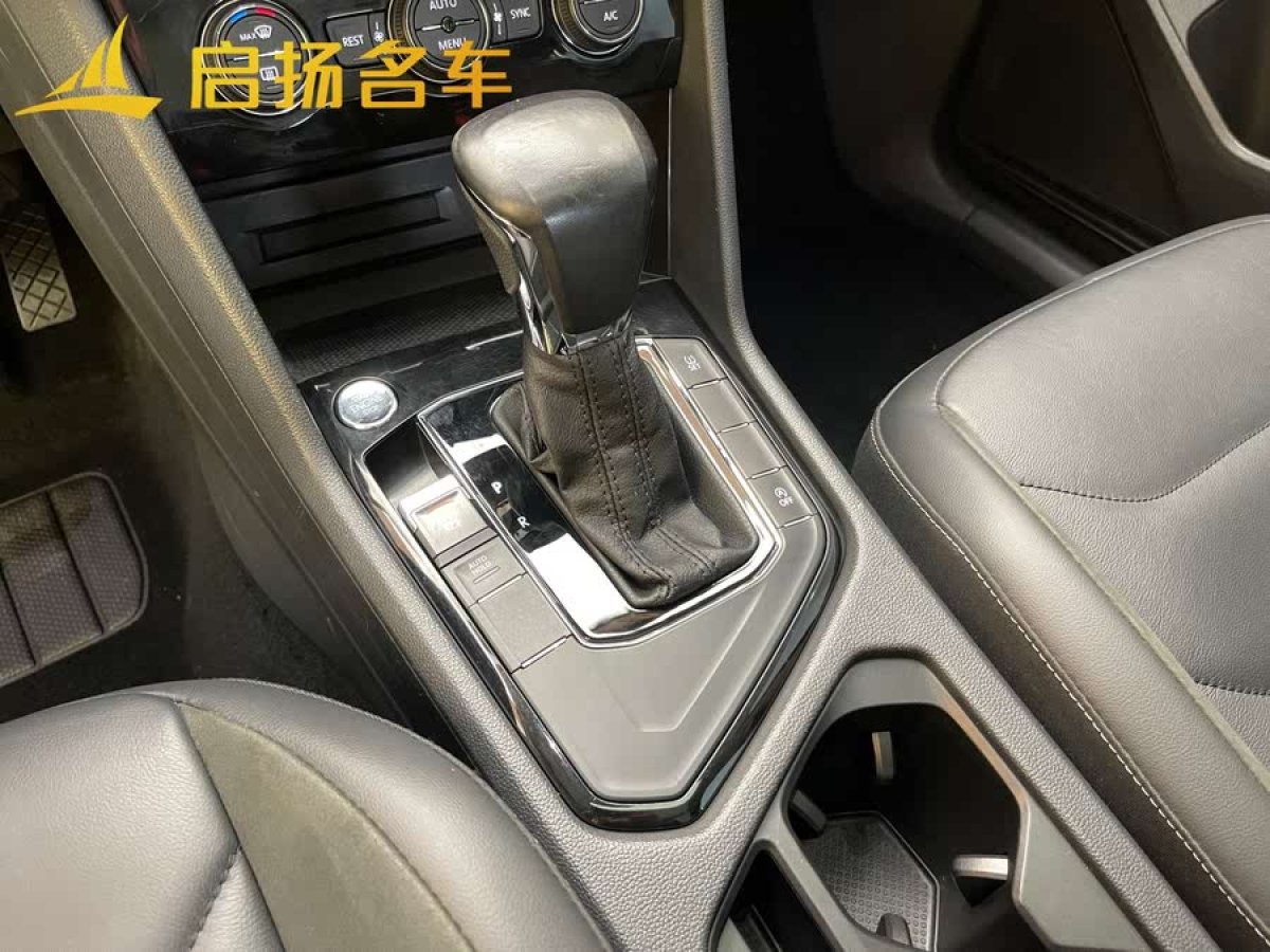 大眾 途觀L  2019款 改款 330TSI 自動兩驅(qū)全景舒適版 國VI圖片