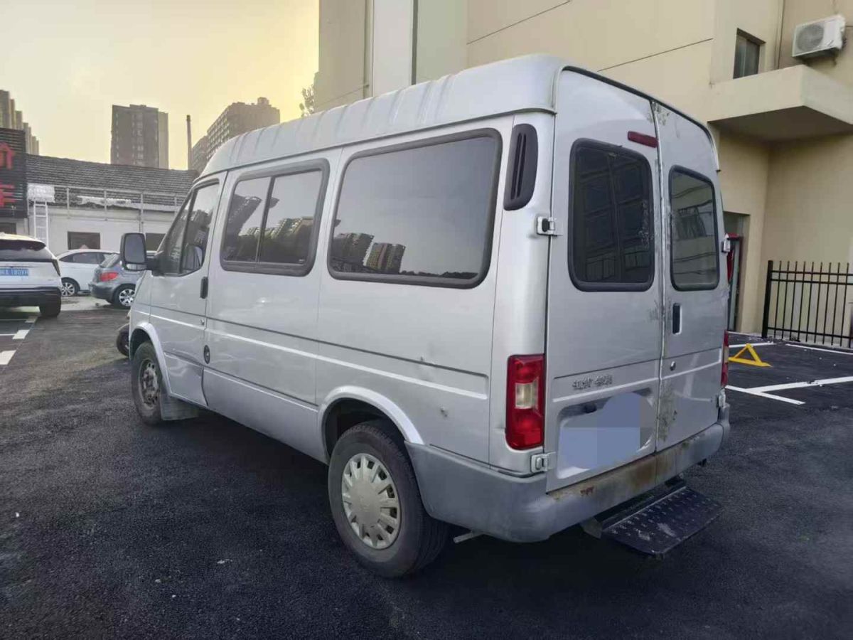 江鈴 特順  2020款 2.8T商務型長軸中頂9座國V JX493圖片