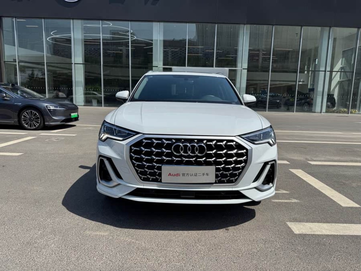 奧迪 奧迪Q3  2024款 40 TFSI 時尚動感型圖片