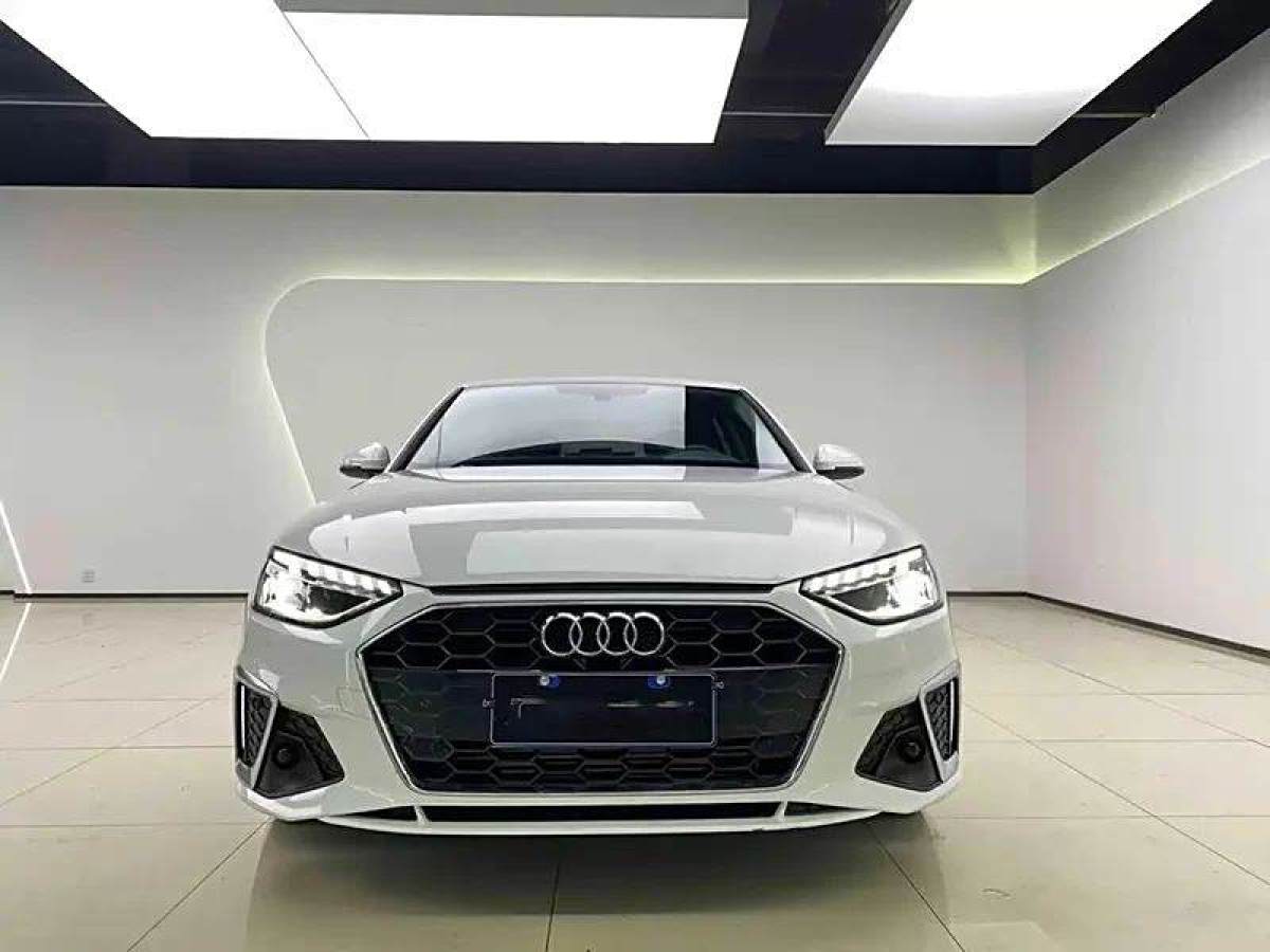 奧迪 奧迪A4L  2023款 40 TFSI 時(shí)尚動(dòng)感型圖片