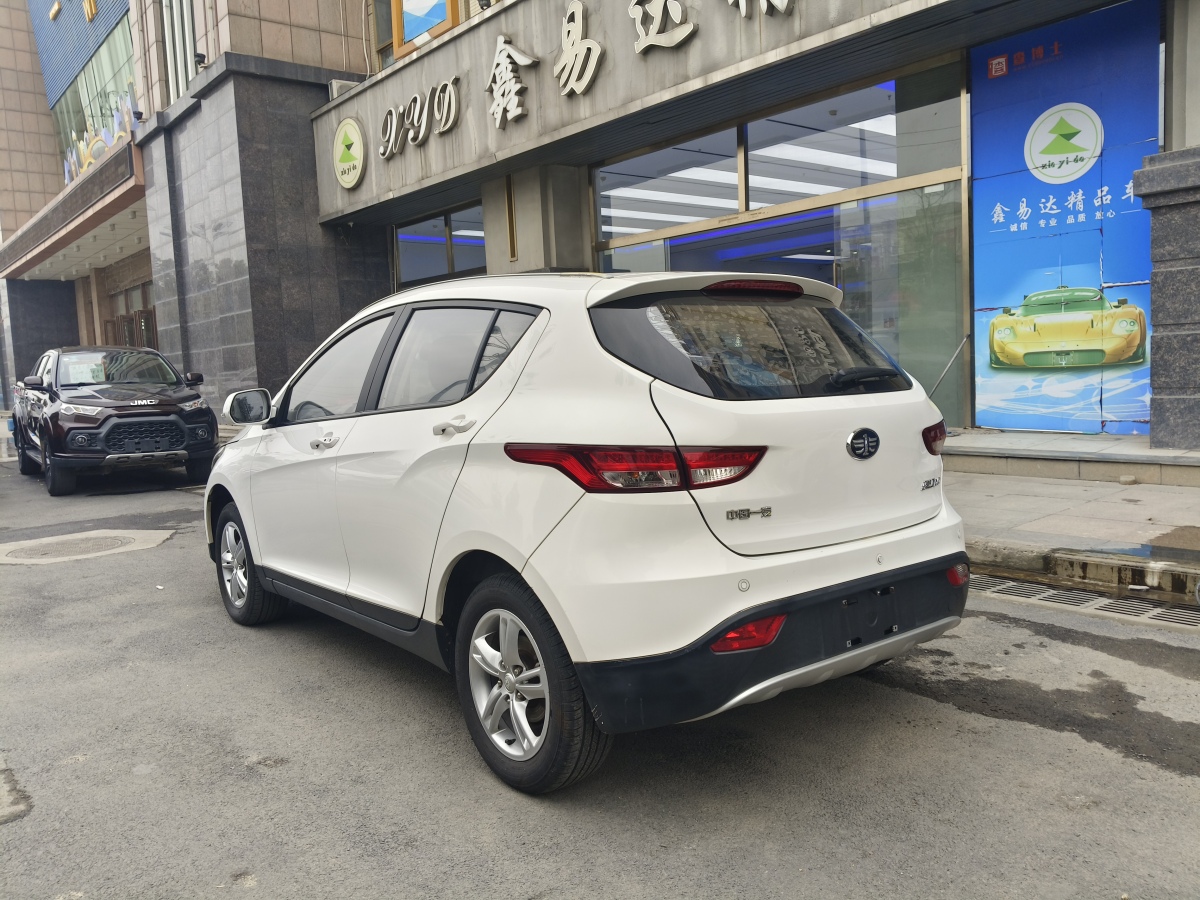 一汽 駿派  2015款 D60 1.5L 手動豪華型圖片