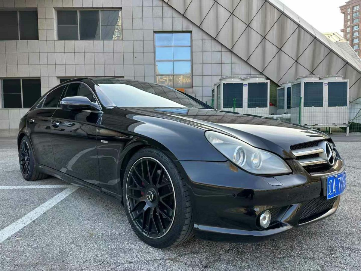 奔馳 C級(jí) AMG  2011款 雙門轎跑車 6.2 V8圖片