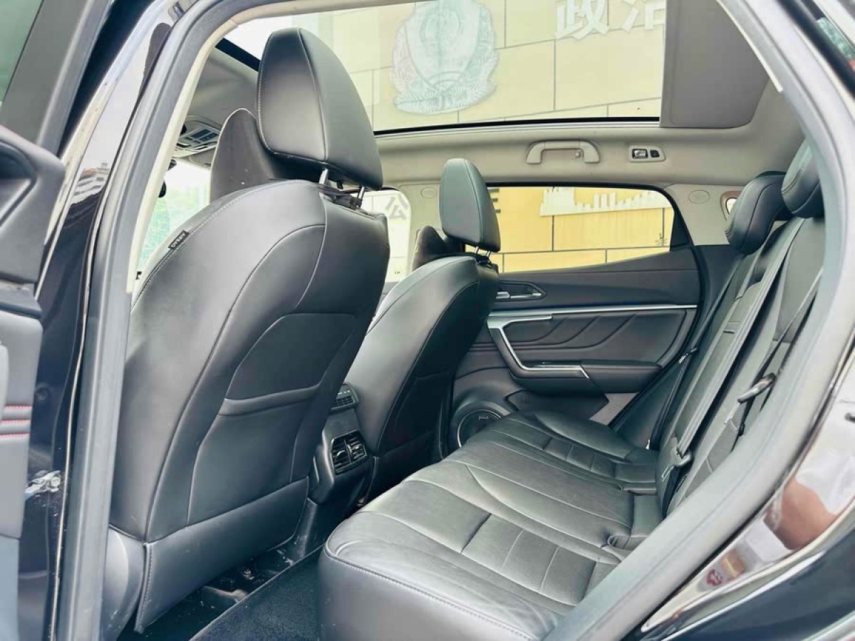 WEY VV5  2017款 2.0T 旗艦型圖片