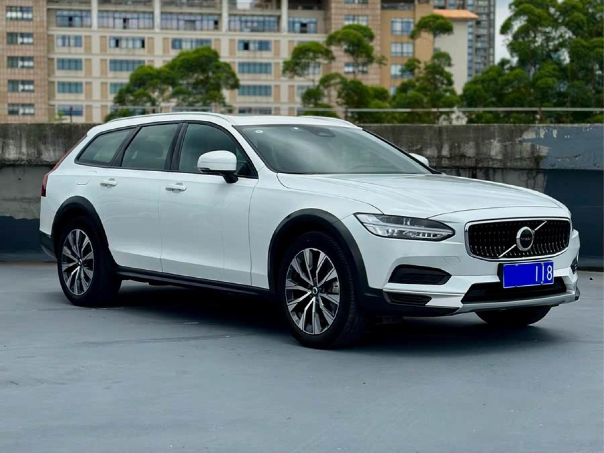 沃爾沃 V90  2025款 Cross Country B5 AWD 智遠(yuǎn)版圖片