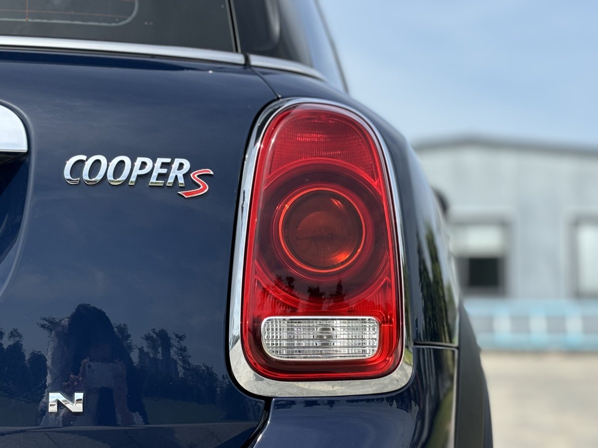 2019年7月MINI COUNTRYMAN  2019款 2.0T COOPER S ALL4 藝術(shù)家