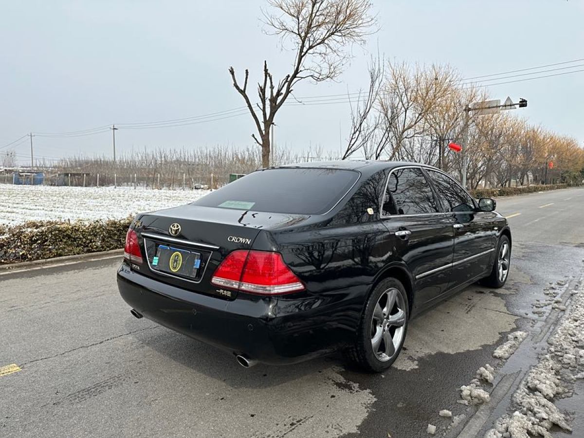 2008年6月豐田 皇冠  2007款 2.5L Royal 導(dǎo)航版