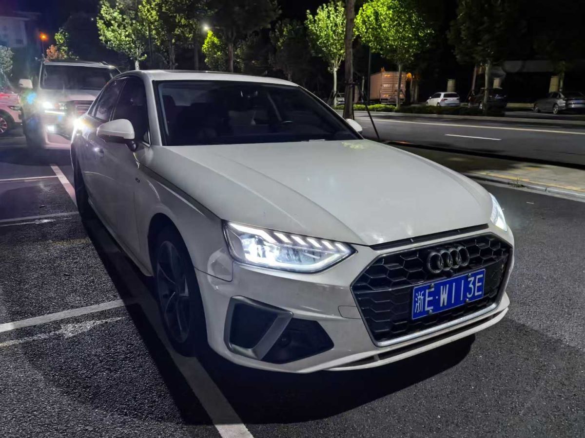 奧迪 奧迪A4L  2022款 35 TFSI 時(shí)尚動(dòng)感型圖片