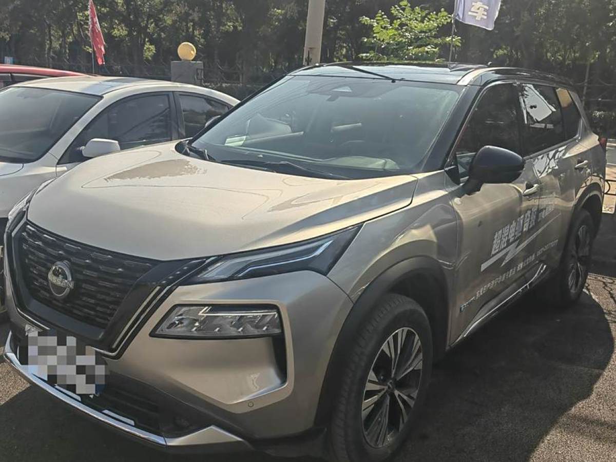 日產(chǎn) 奇駿  2023款 e-POWER 超混雙電機(jī)四驅(qū)至尊版圖片