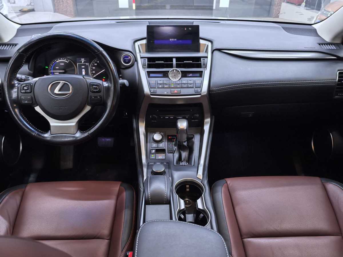 雷克薩斯 NX  2015款 300h 前驅(qū) 鋒尚版圖片