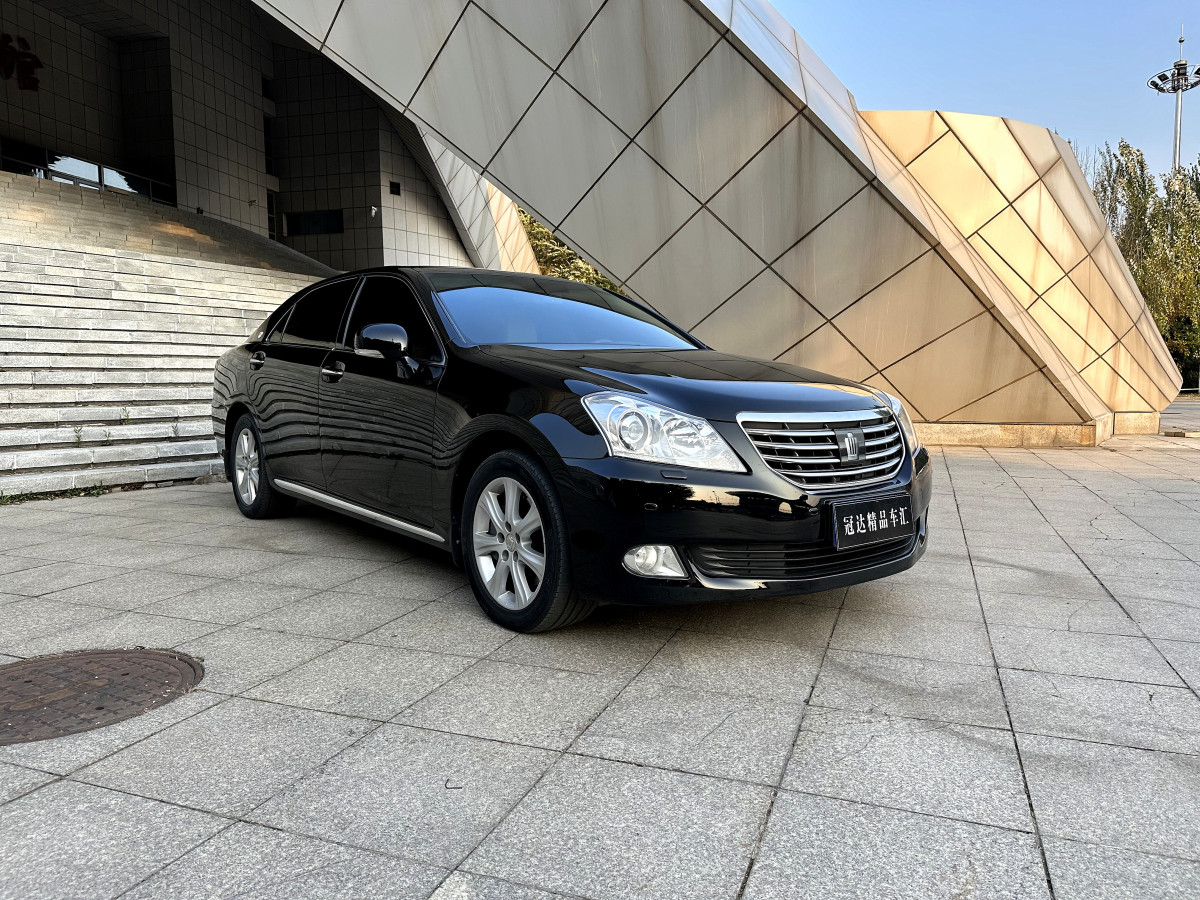 2011年11月豐田 皇冠  2010款 4.3L Royal Saloon VIP