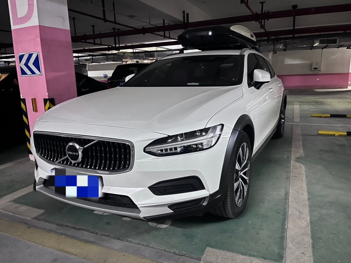 2021年11月沃爾沃 V90  2022款 Cross Country B5 AWD 智遠(yuǎn)版