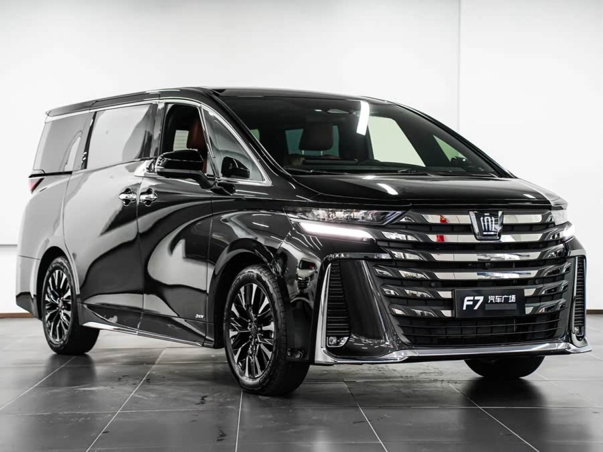 豐田 威爾法  2024款 皇冠 雙擎 2.5L 至尊版圖片