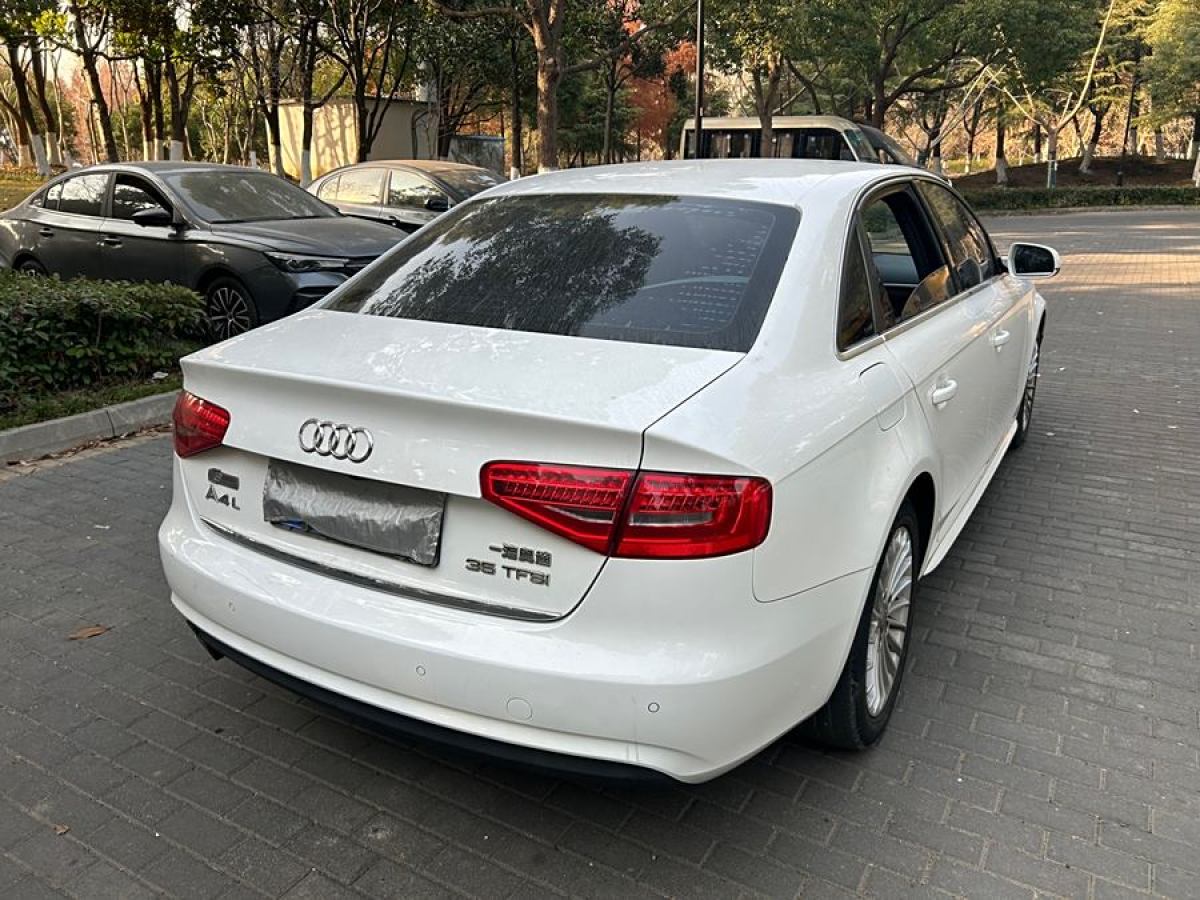 奧迪 奧迪A4L  2015款 35 TFSI 自動舒適型圖片