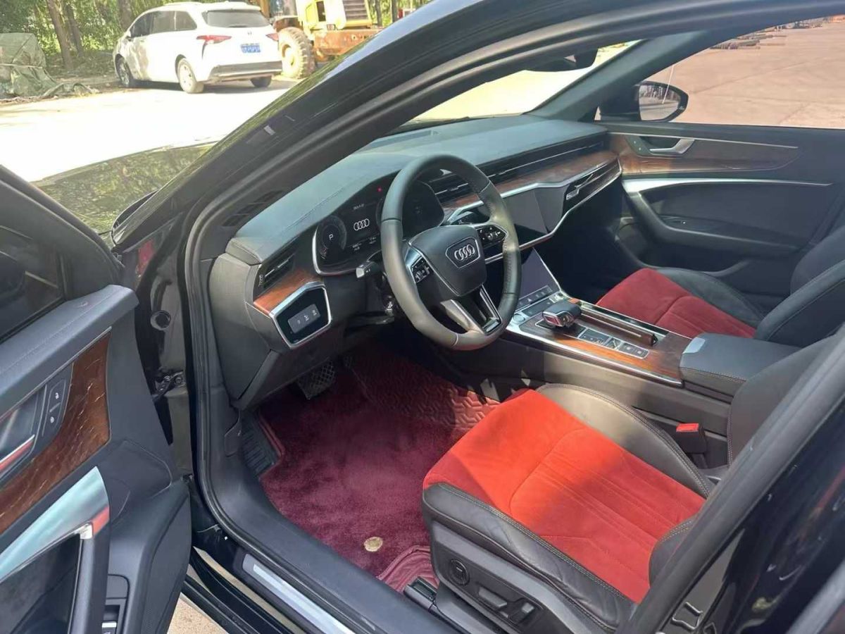 奧迪 奧迪A6L  2019款 40 TFSI 豪華動(dòng)感型圖片