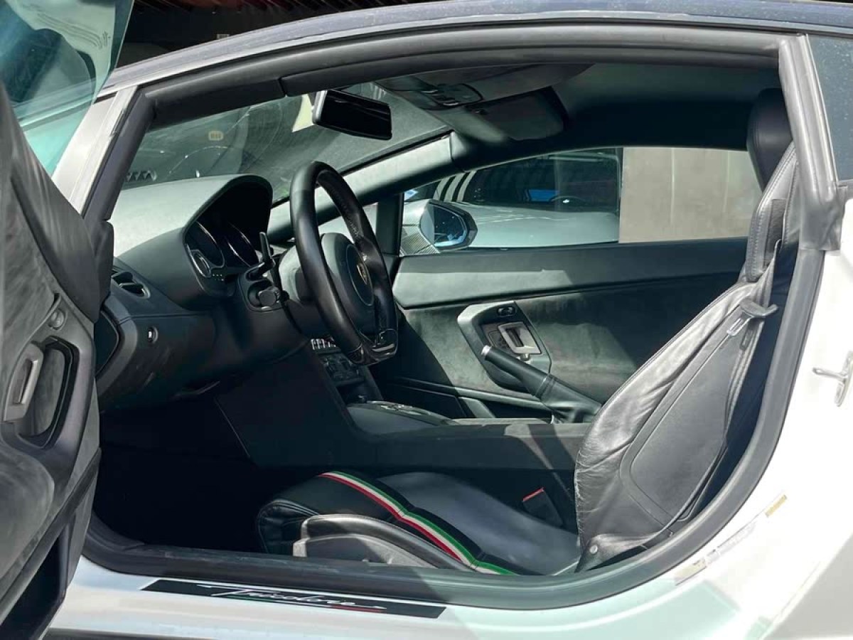 蘭博基尼 Gallardo  2010款 LP 550-2 標準版圖片