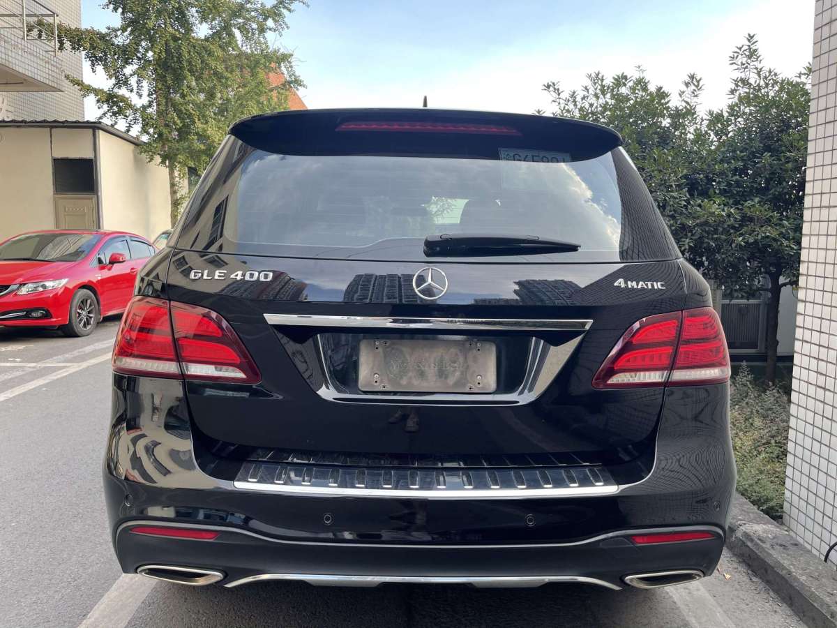 奔馳 奔馳GLE  2016款 GLE 320 4MATIC 豪華型圖片