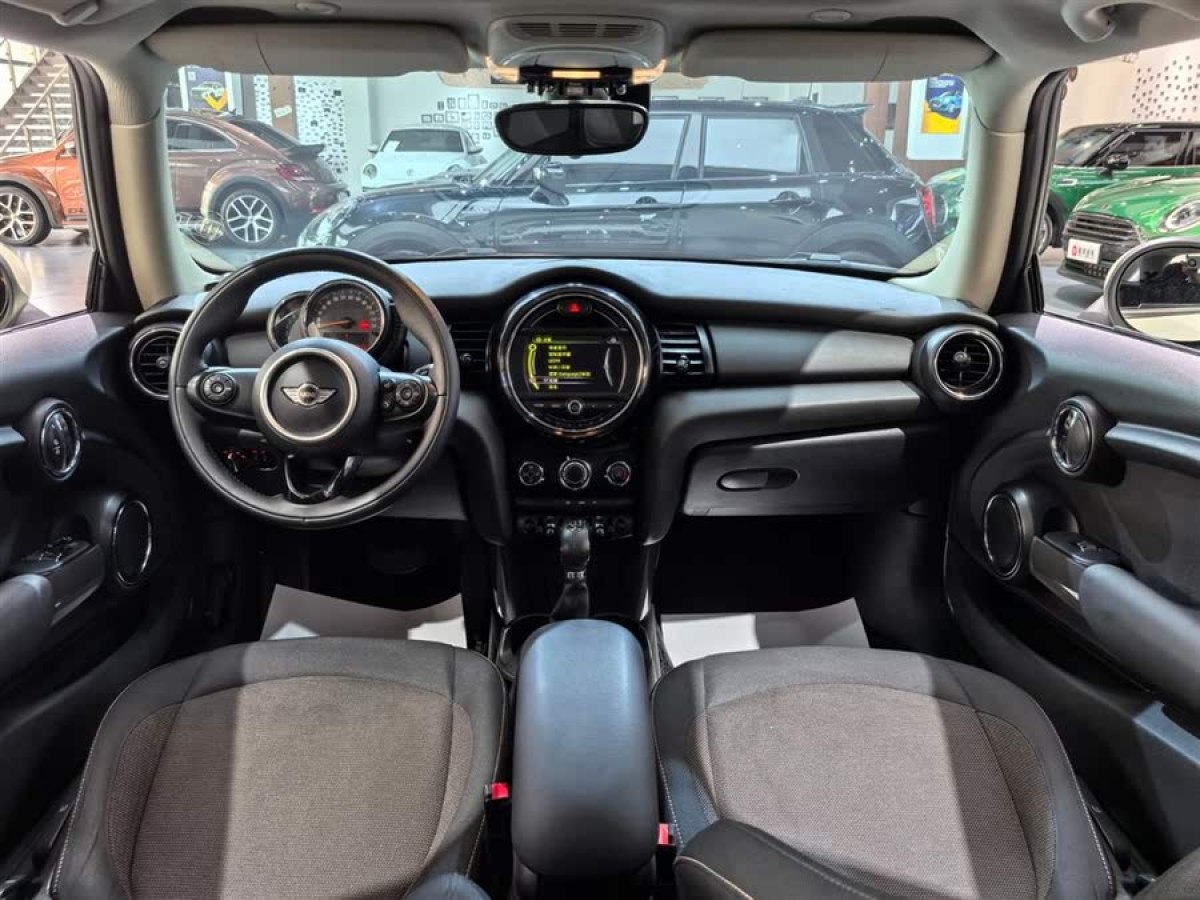 MINI MINI  2016款 1.2T ONE 先鋒派圖片