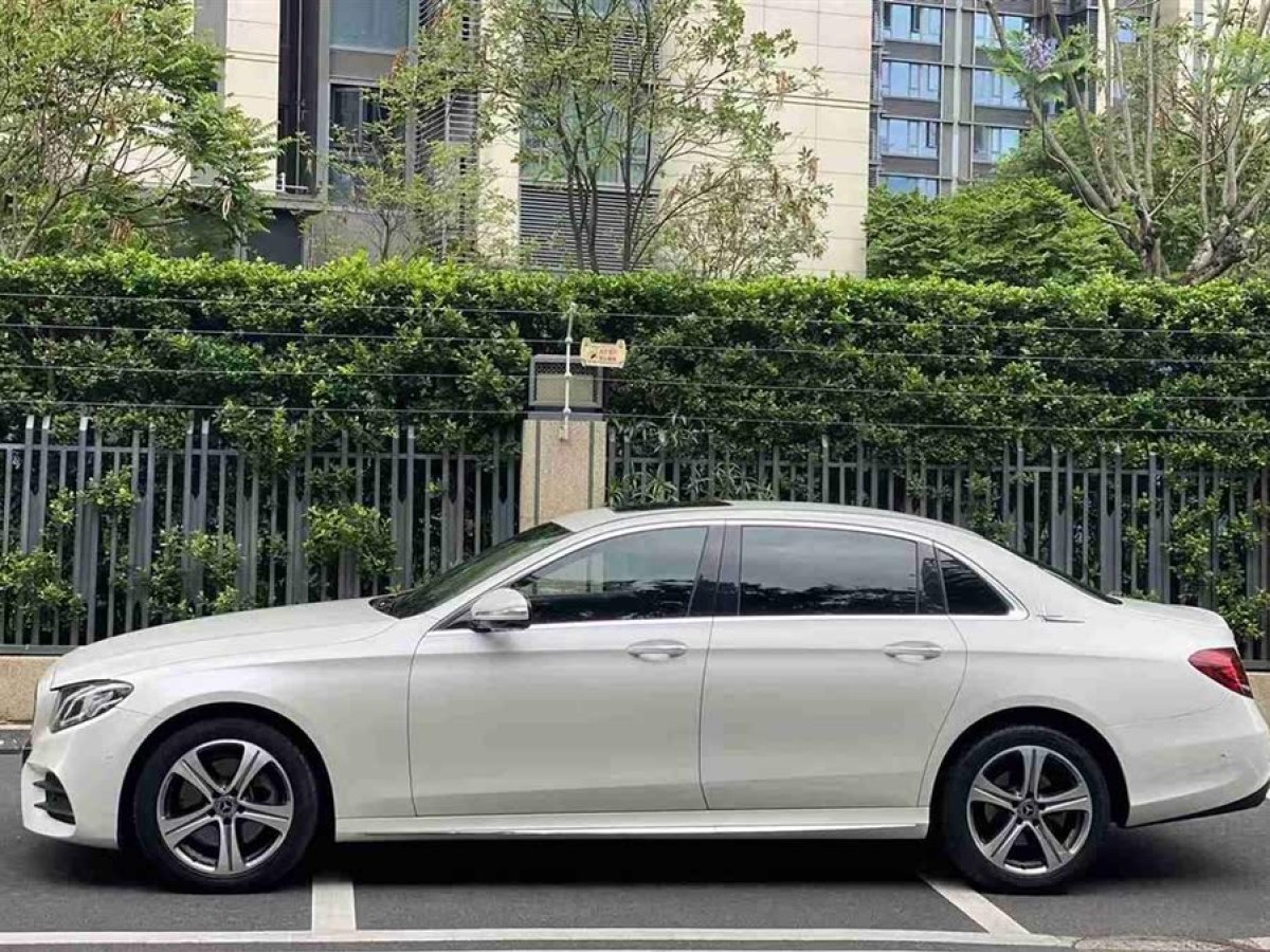 奔馳 奔馳E級  2019款 E 200 L 運動型圖片