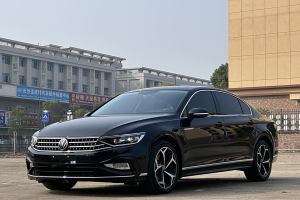 邁騰 大眾 200萬輛紀(jì)念版 330TSI DSG領(lǐng)先型