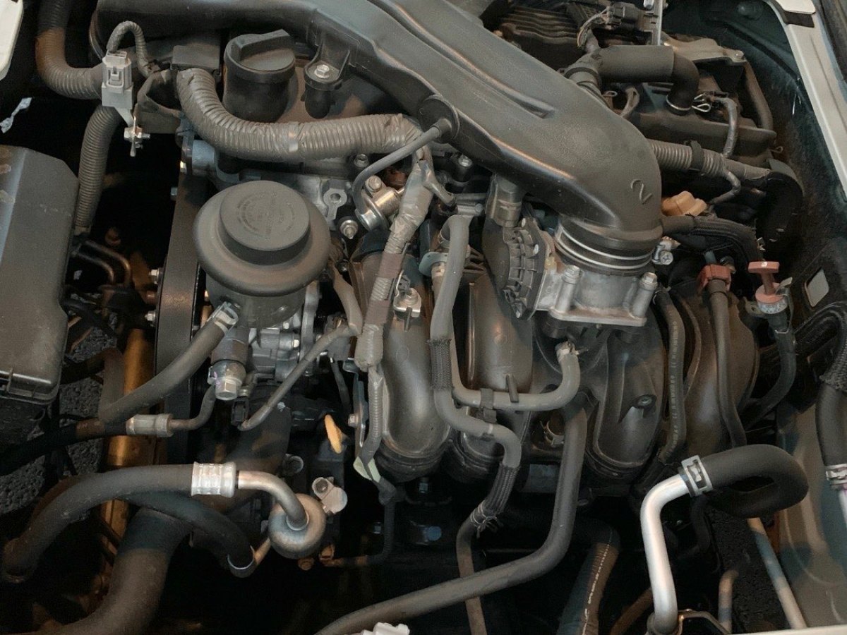 丰田 HIACE  2011款 2.7L自动标准版13座图片