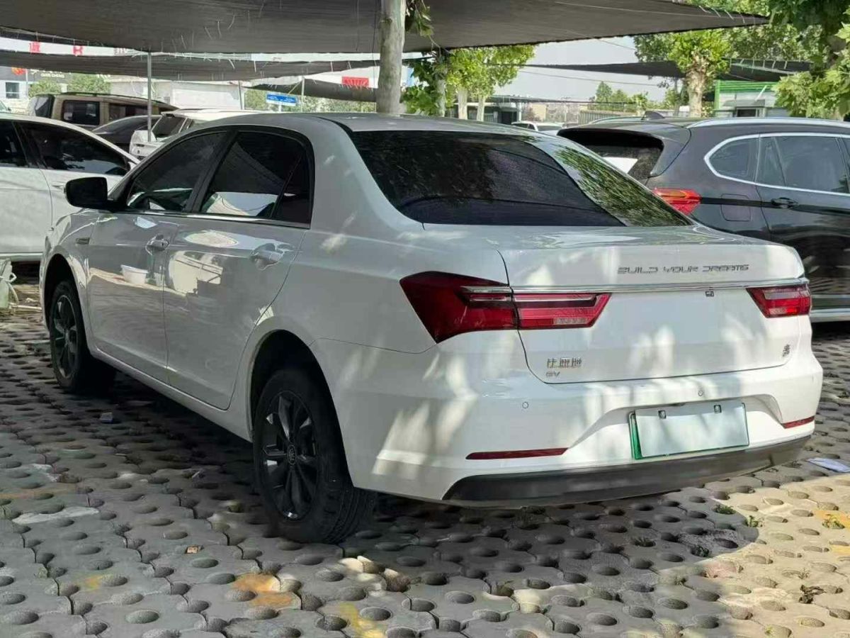 比亞迪 秦PLUS  2023款 DM-i 120KM領(lǐng)航卓越型圖片