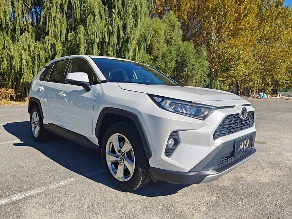 豐田 RAV4榮放  2021款 2.0L CVT兩驅(qū)風(fēng)尚PLUS版圖片