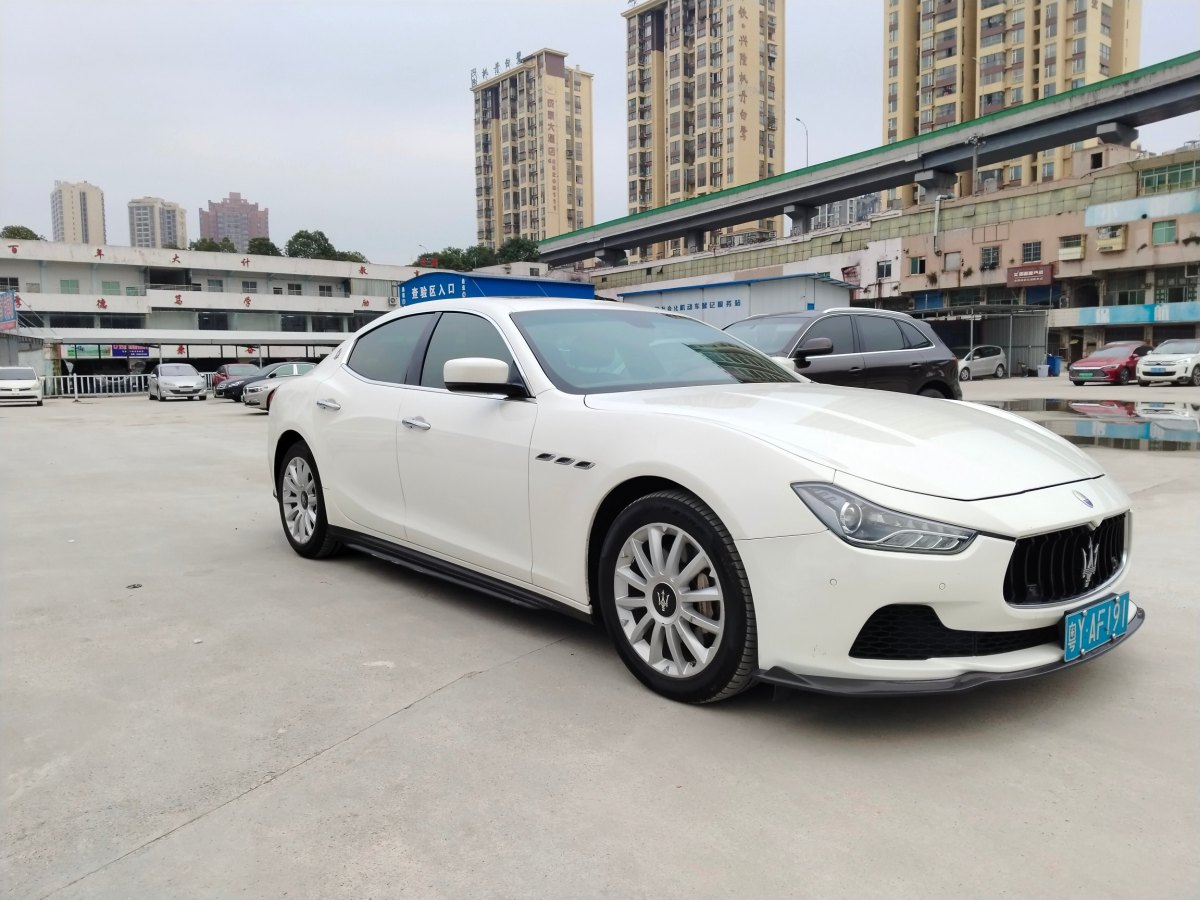 瑪莎拉蒂 Ghibli  2014款 3.0T 標(biāo)準(zhǔn)版圖片