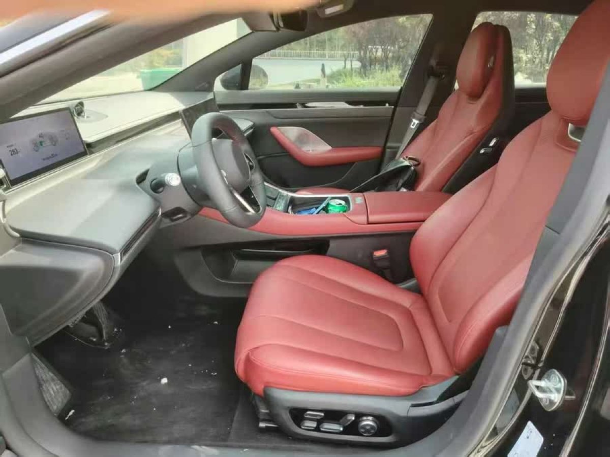 智界汽車 智界S7  2024款 Max 后驅(qū)長航智駕版圖片
