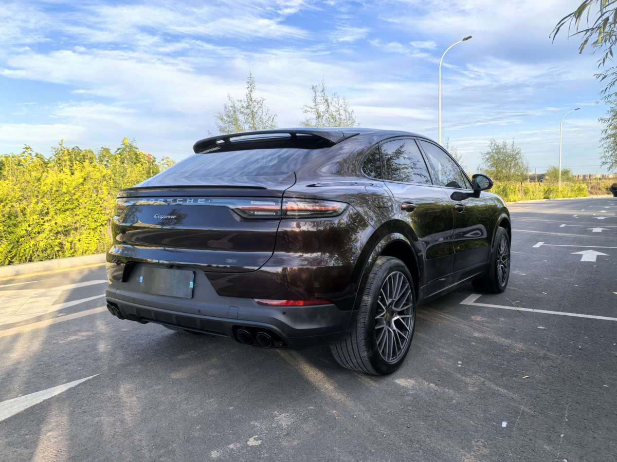 保時捷 Cayenne  2022款 Cayenne Coupé 3.0T 鉑金版圖片