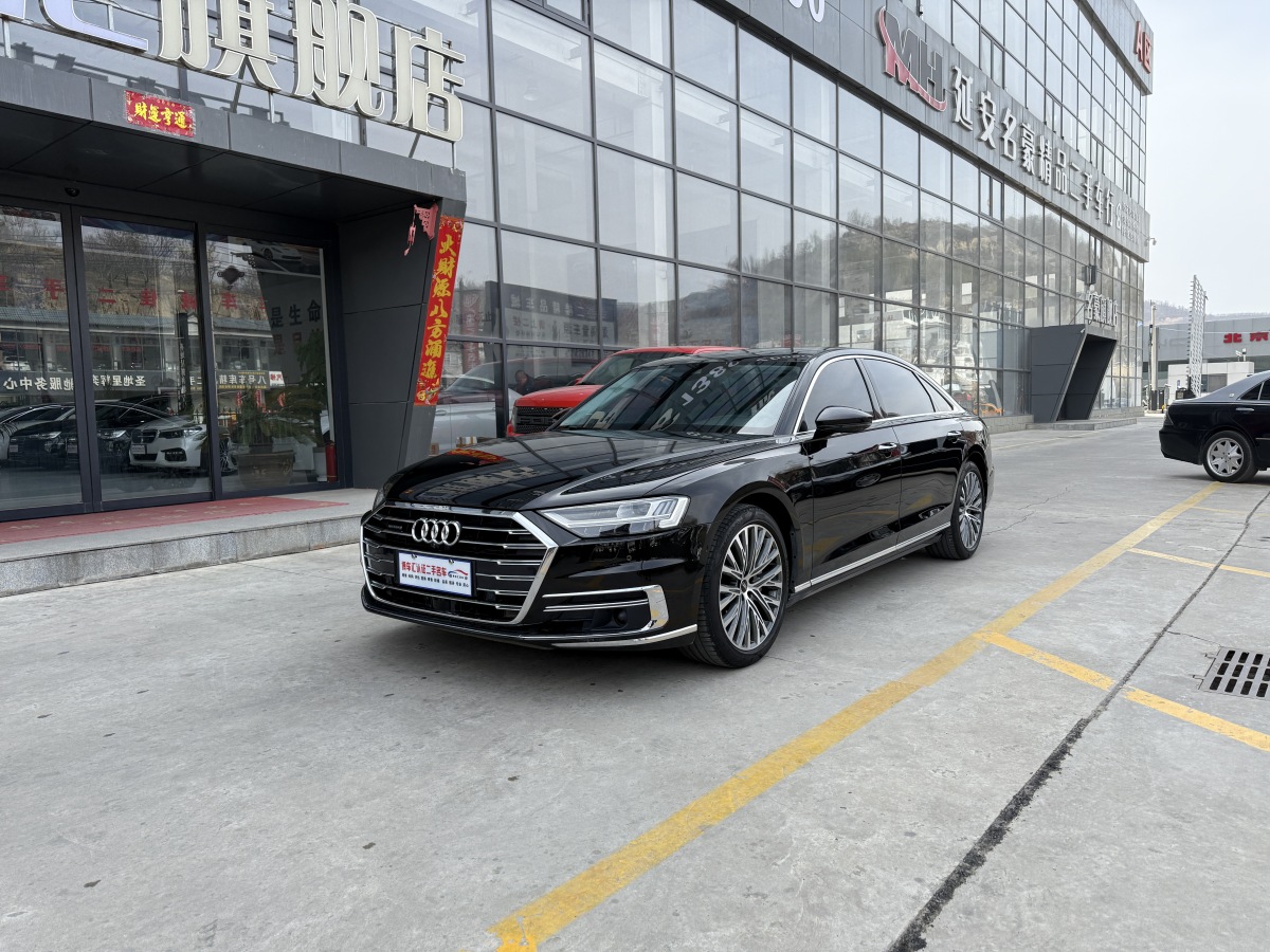 2022年9月奧迪 奧迪A8  2022款 A8L 55 TFSI quattro 豪華型典藏版