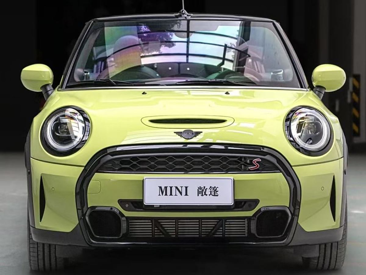 2024年2月MINI MINI  2023款 2.0T COOPER S CABRIO 藝術(shù)家