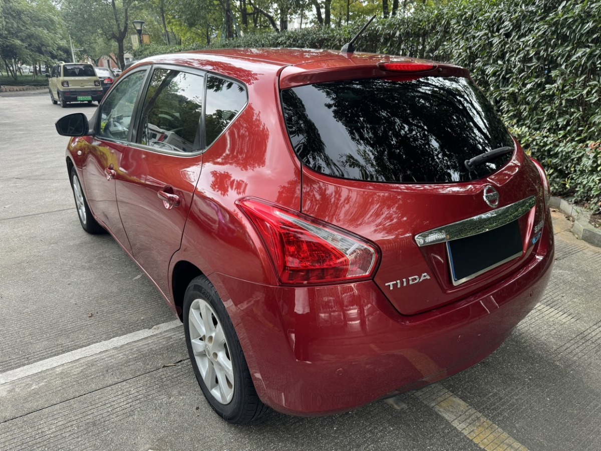 日產(chǎn) 騏達(dá)  2013款 1.6L CVT酷咖版圖片