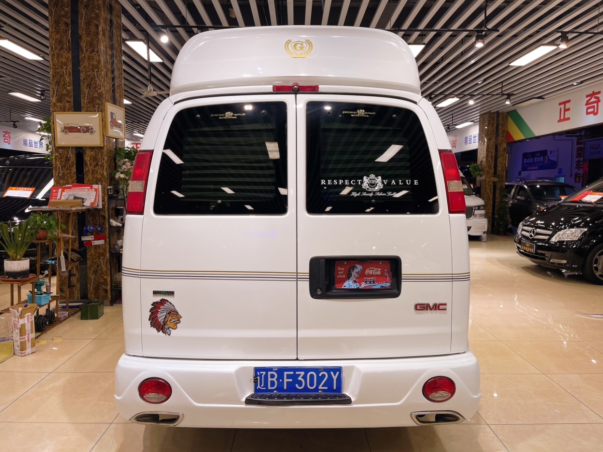 2011年10月GMC SAVANA  2011款 6.0L 商務(wù)之星7座