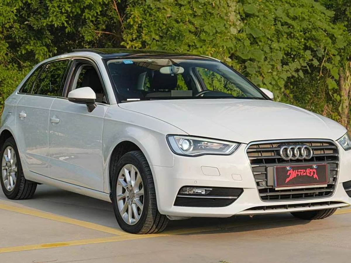 奧迪 奧迪A3  2015款 Sportback 35 TFSI 百萬(wàn)紀(jì)念智領(lǐng)型圖片