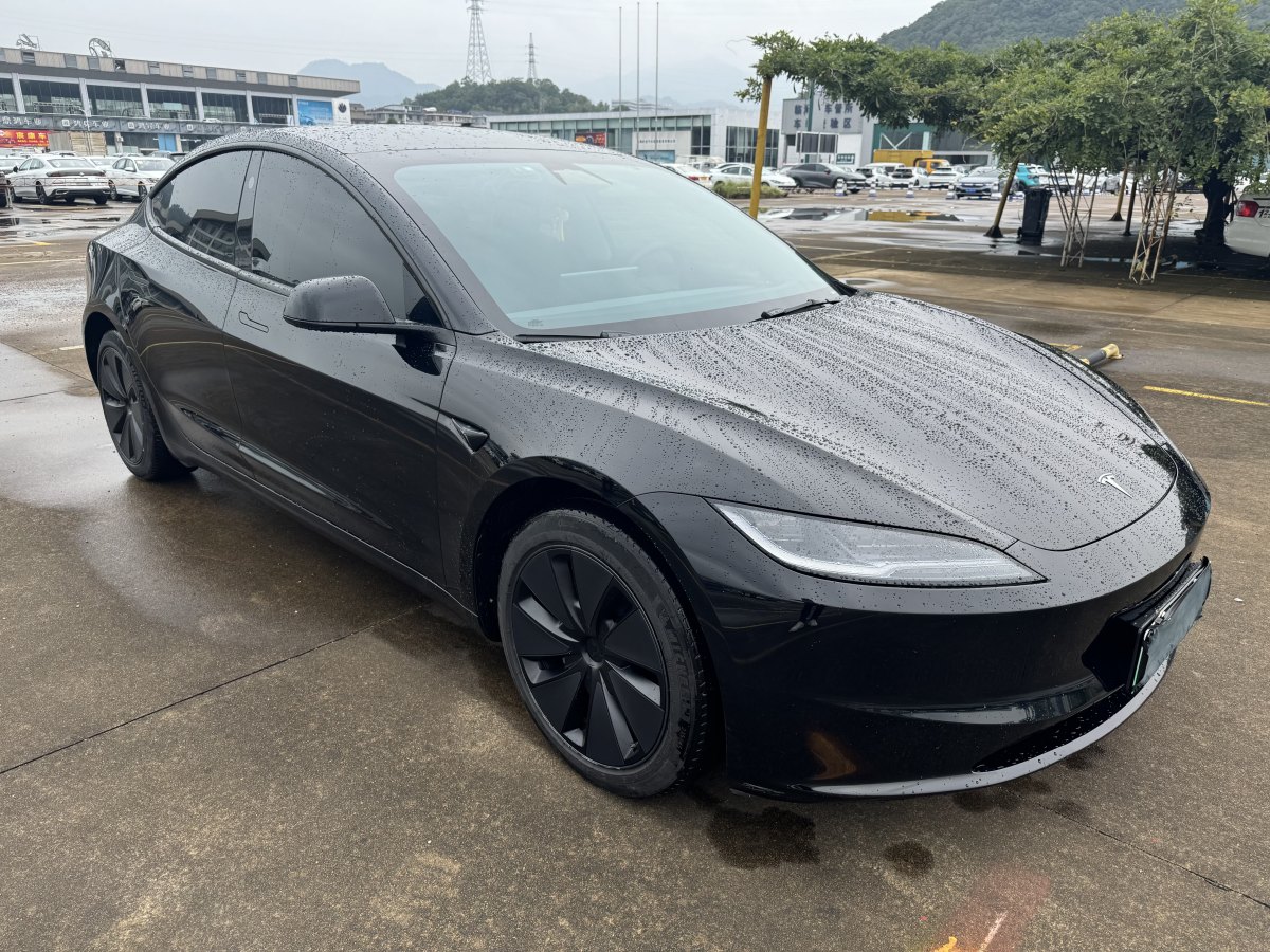 特斯拉 Model 3  2023款 煥新版 后輪驅(qū)動(dòng)圖片