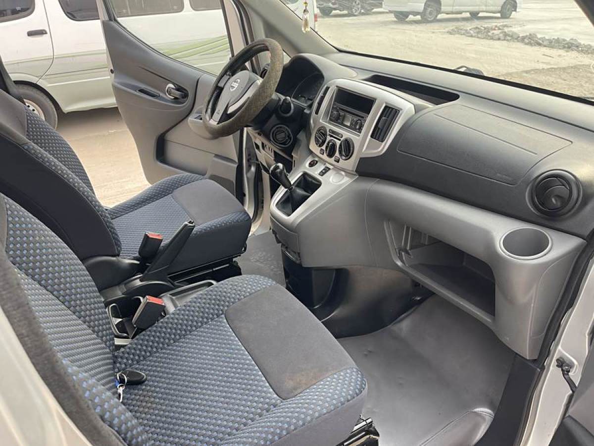 日產 NV200  2011款 1.6L 232座 尊雅型圖片