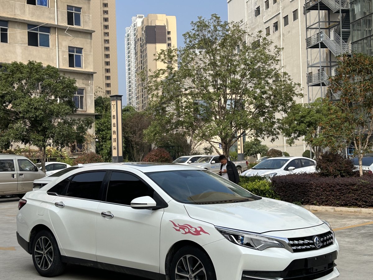 啟辰 D60  2019款 1.6L XL 手動智聯(lián)精英版 國V圖片