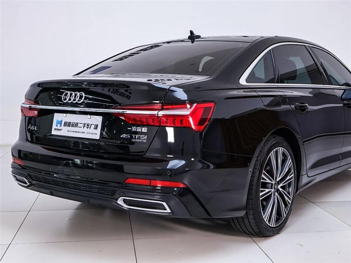 奧迪 奧迪A6L  2022款 45 TFSI quattro 臻選動感型圖片